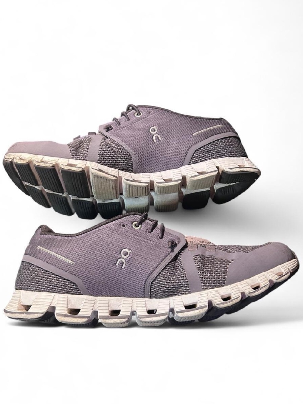 On Running Women’s Athletic Shoes — Pebble Shark Lavender Gray — Size 10